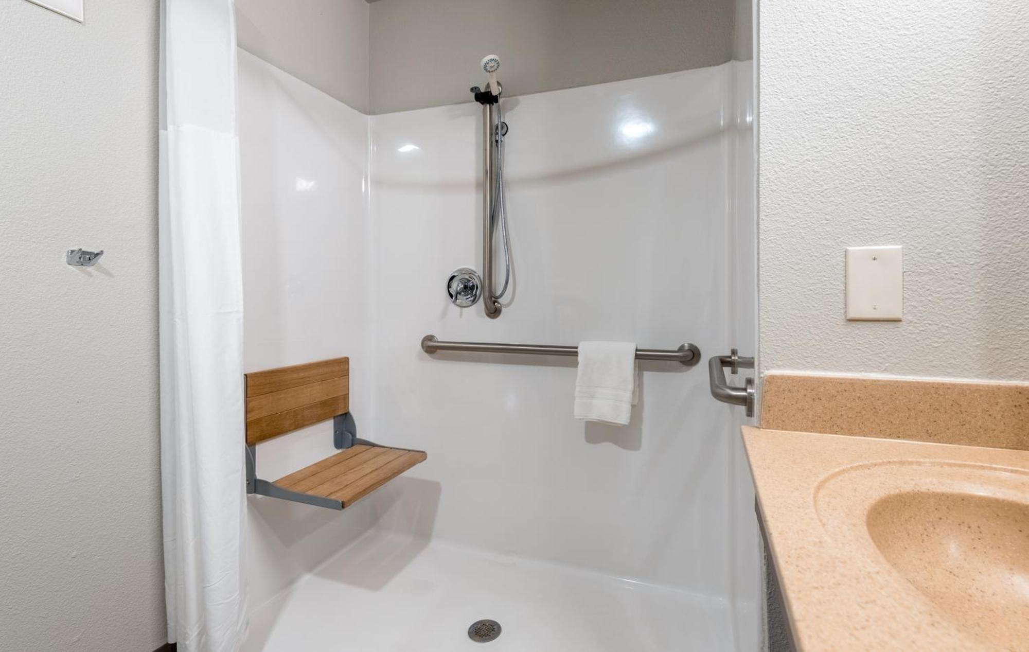 My Place Hotel-salt City-west Jordan Hotel